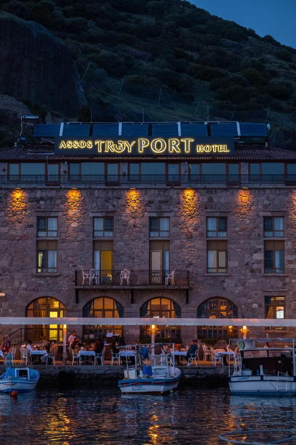 Assos Troy Port Hotel Buitenkant foto